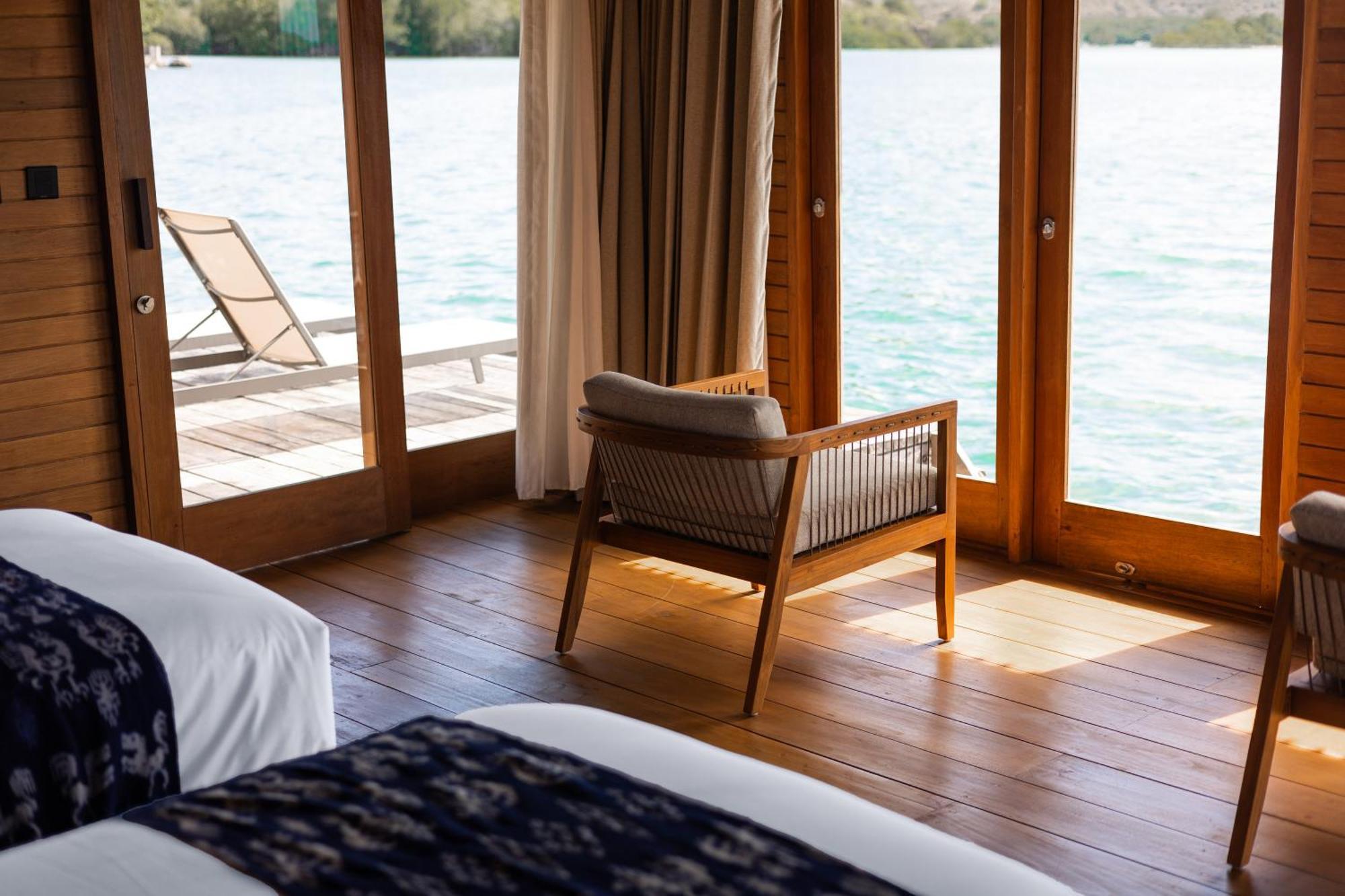 Menjaga Bay Hotel Labuan Bajo Ngoại thất bức ảnh