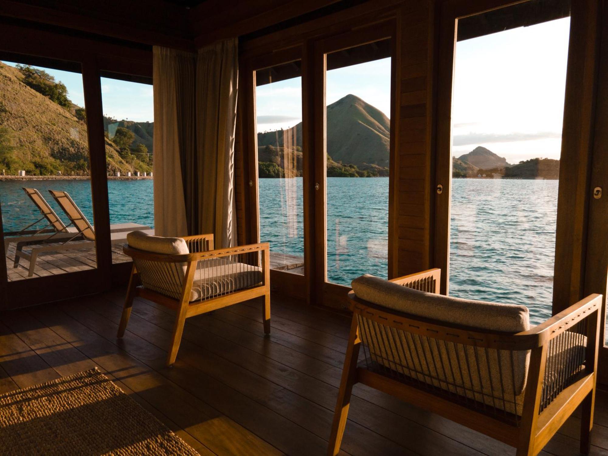 Menjaga Bay Hotel Labuan Bajo Ngoại thất bức ảnh
